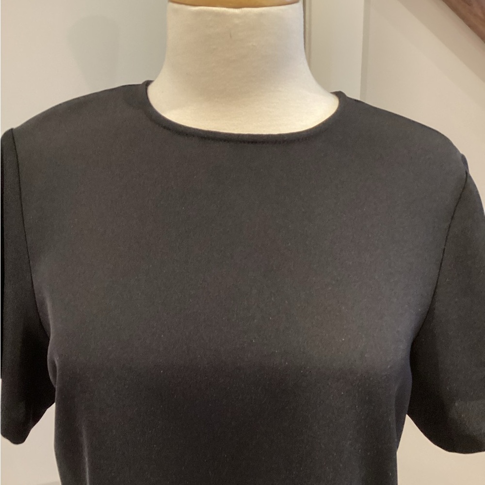 Relaxed Black Short Sleeve Boxy Tee - Picture 4 of 5
